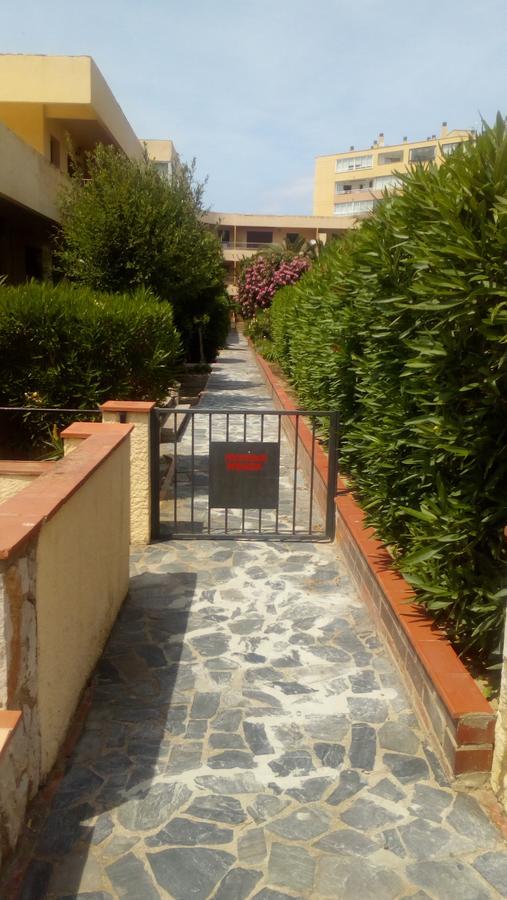 Global Immo 1035 Sol Levante Roses Luaran gambar